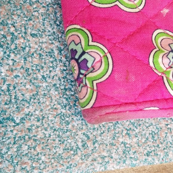 Vera Bradley Your Turn Pink Swirls Quilted Turn Lock Wristlet Wallet - Picture 13 of 16